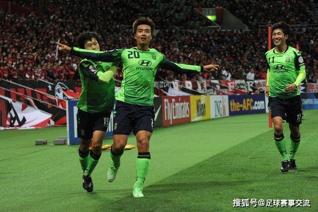 76人明星球员表现抢眼但仍显短板！詹姆斯助攻不力显需外援